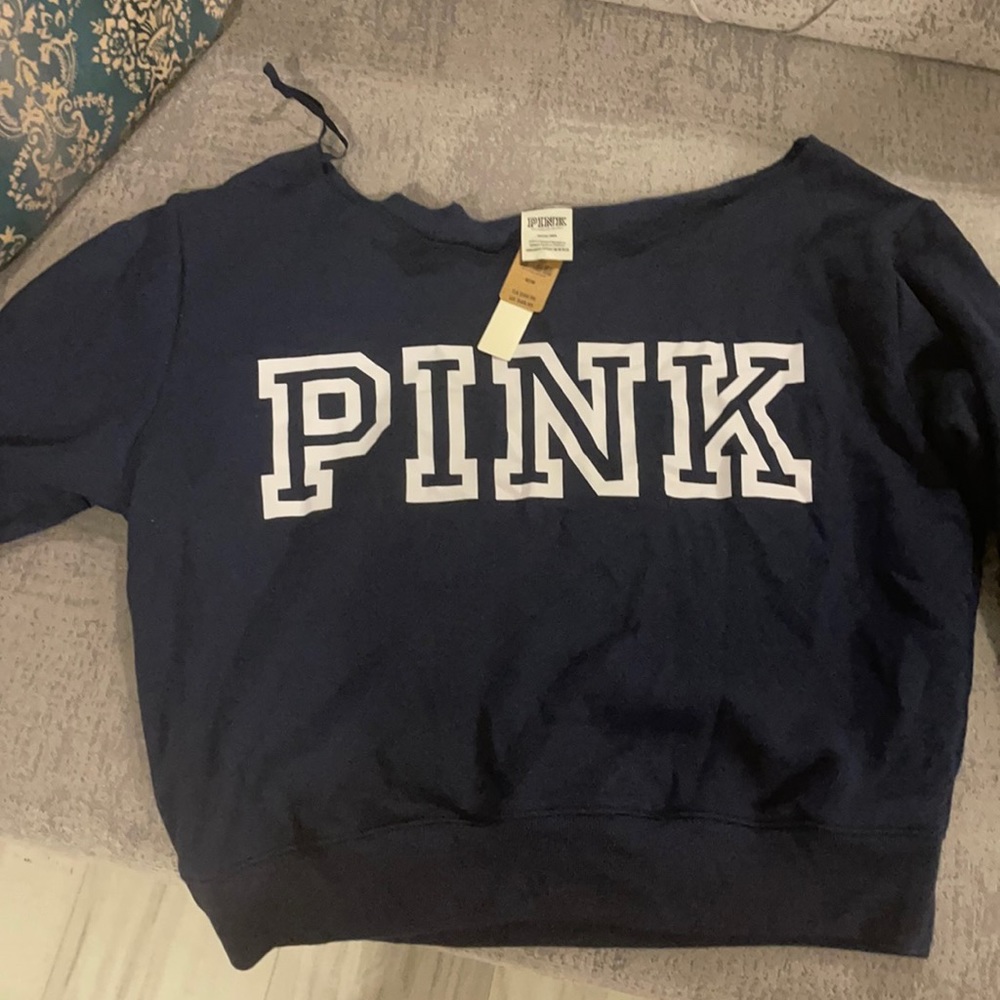 PINK women’s lightweight sweatshirt